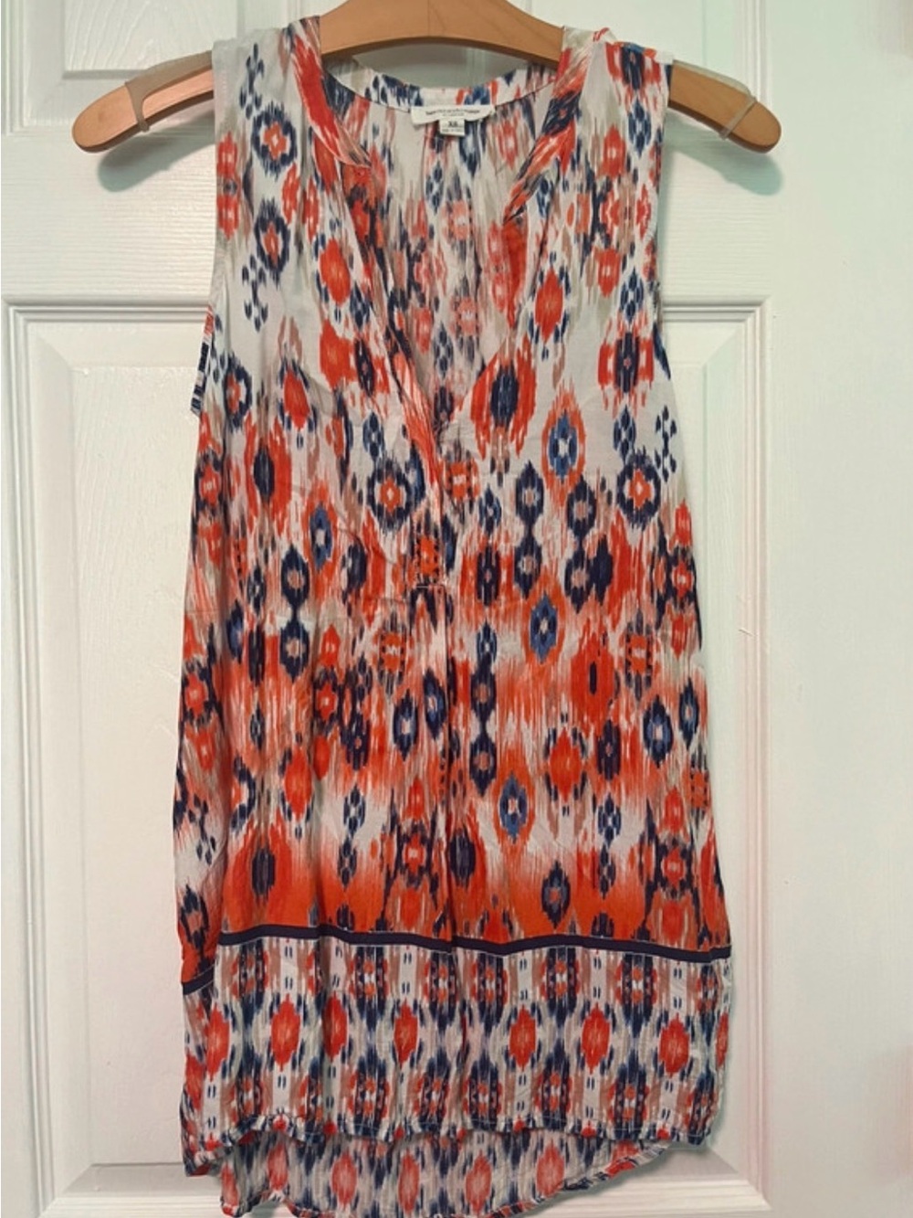 beachlunchlounge Sleeveless Ikat-Print Tank Top in Orange, Navy & White